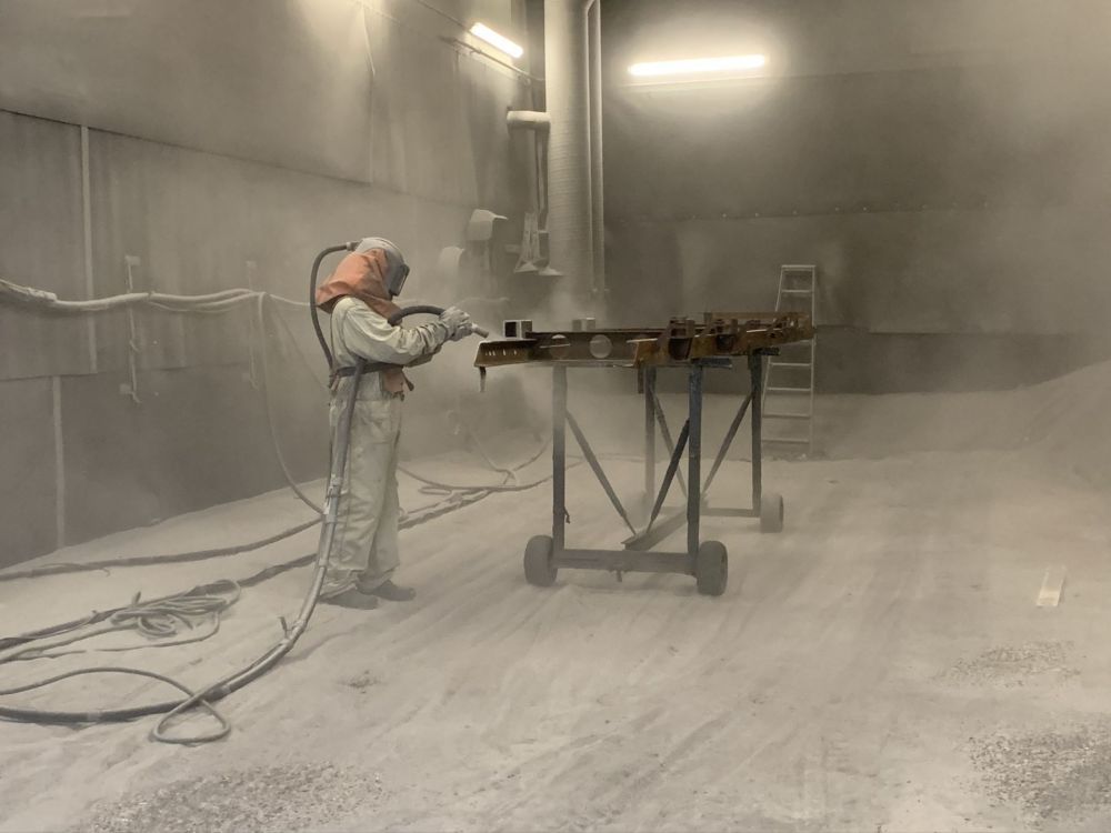 Sandblåsing  effektiv og skånsom overflatebehandling